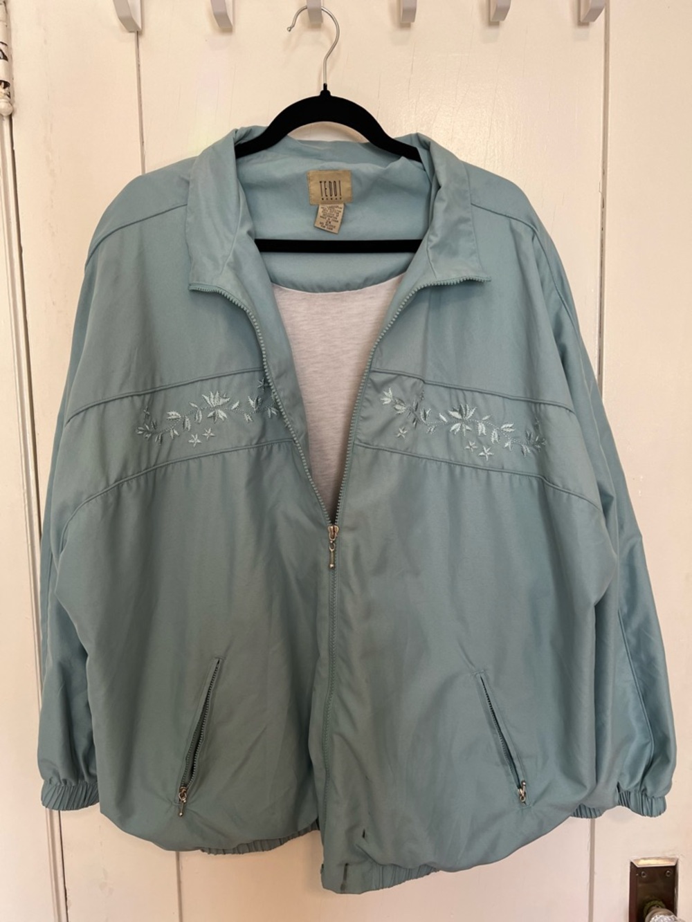 Vintage Teddi oversized Blue Bomber Windbreaker women’s sz 2XL